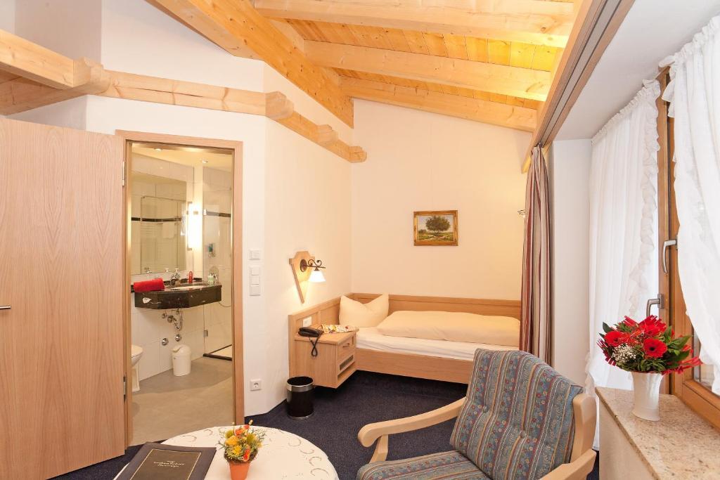 Hotel Landhaus Feldmeier ***S Oberammergau Habitación foto