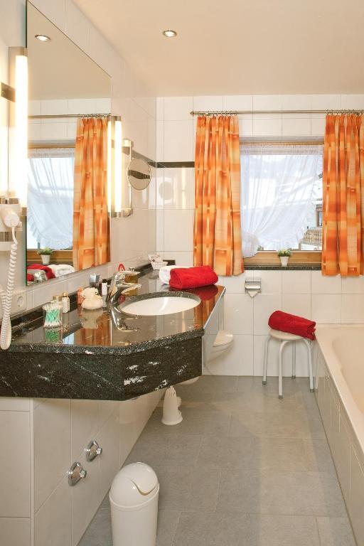 Hotel Landhaus Feldmeier ***S Oberammergau Habitación foto